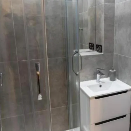 Hostel Center - Dworzec Pkp, Rynek Vratislav